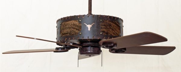 Buckle and Steer Head Design in Color C032A with Brindle Hide - Walnut Blades - Silver Mica Liner